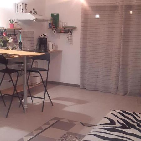 Studio Bonne Nuit Bourg-Saint-Bernard Buitenkant foto